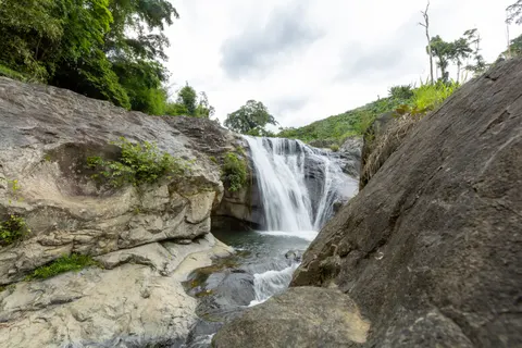 Tropical Falls 4K Wallpaper · tropical · 3840×2560