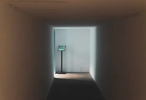 Neon Tunnel 4K Wallpaper · neon · 3840×2633