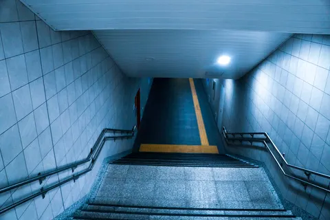 Neon Tunnel 4K Wallpaper · neon · 3840×2560