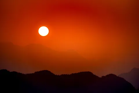 Sunset Mountains 4K Wallpaper · sunset · 3840×2560