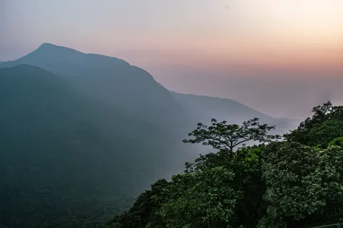 Sunset Mountains 4K Wallpaper · sunset · 3840×2560
