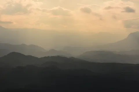 Sunset Mountains 4K Wallpaper · sunset · 3840×2563