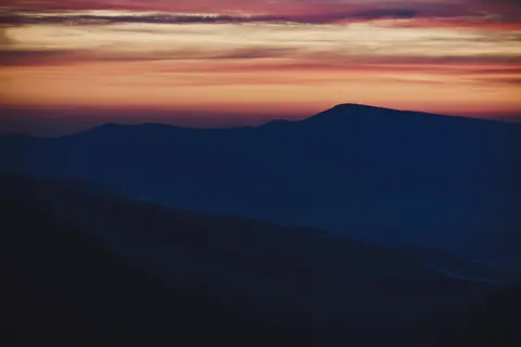 Sunset Mountains 4K Wallpaper · sunset · 3840×2560