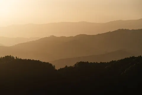 Sunset Mountains 4K Wallpaper · sunset · 3840×2561