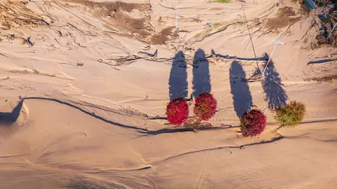 والپیپر نمای هوایی تپه‌های شنی با کیفیت 4K · aerial · 3840×2160