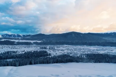 Winter Mountains 4K Wallpaper · winter · 3840×2560