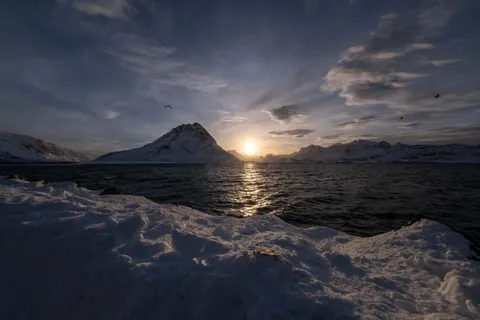 Winterse bergen 4K-achtergrond · winter · 3840×2560