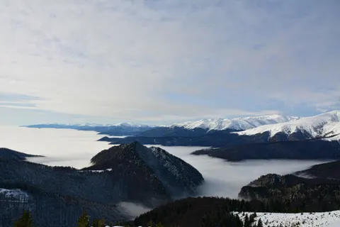 Winter Mountains 4K Wallpaper · winter · 3840×2560