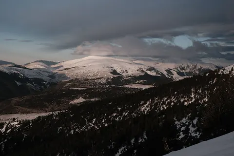 Winter Mountains 4K Wallpaper · winter · 3840×2560