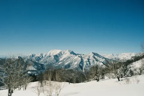 Winter Mountains 4K Wallpaper · winter · 3840×2560
