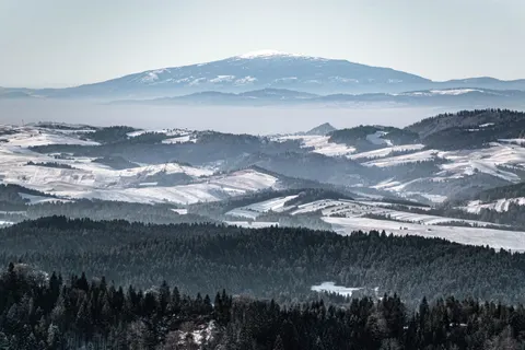Winter Mountains 4K Wallpaper · winter · 3840×2560