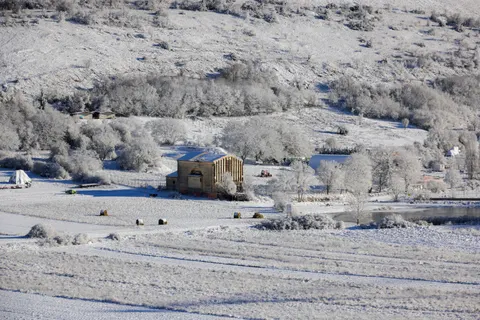 Winter Cabin 4K Wallpaper · winter · 3840×2561