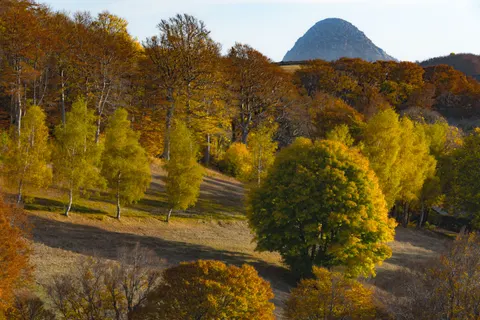 पतझड़ के पर्वत 4K वॉलपेपर · autumn · 3840×2563