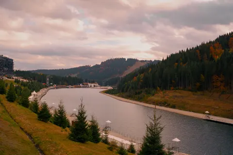 가을 산맥 4K 배경화면 · autumn · 3840×2560