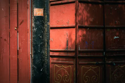 Rusty Metal 4K Wallpaper · textures · 3840×2560