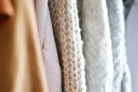 Fabric Weave 4K Wallpaper · textures · 3840×2553