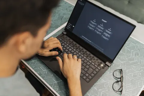 Code Screen 4K Wallpaper · technology · 3840×2560