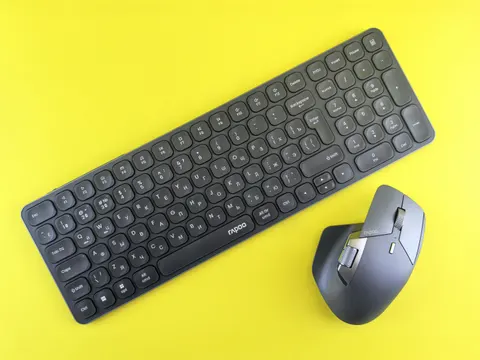 RGB Keyboard 4K Wallpaper · technology · 3840×2880