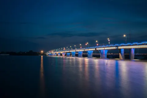 Glowing Circuit 4K Wallpaper · technology · 3840×2560