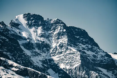 Snowy Mountain Peak 4K Wallpaper · mountains · 3840×2560