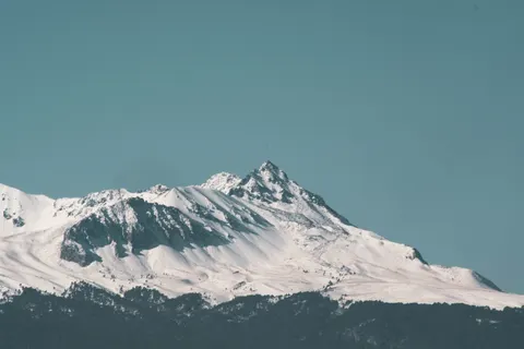 Snowy Mountain Peak 4K Wallpaper · mountains · 3840×2560