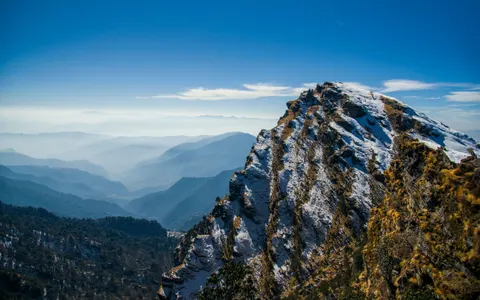 Snowy Mountain Peak 4K Wallpaper · mountains · 3840×2398