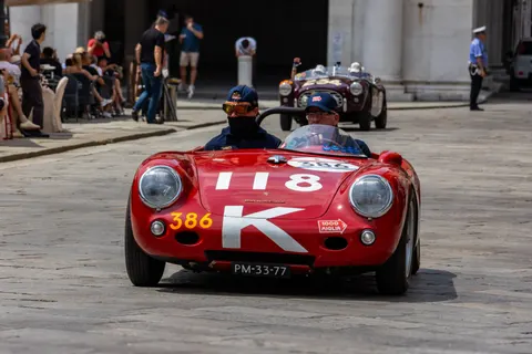 Fond d'écran Voiture de sport 4K · cars · 3840×2560