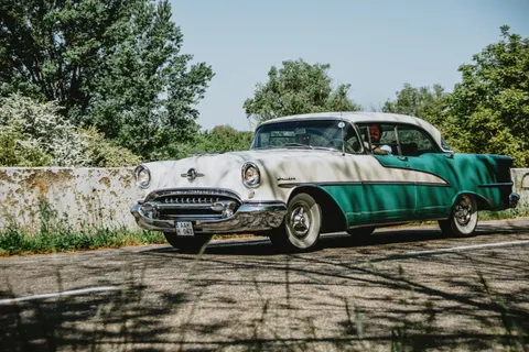والپیپر خودرو کلاسیک با کیفیت 4K · cars · 3840×2560