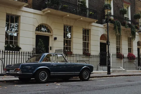 Classic Car 4K Wallpaper · cars · 3840×2560