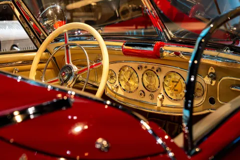 والپیپر خودرو کلاسیک با کیفیت 4K · cars · 3840×2561