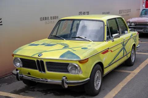 Wallpaper Mobil Klasik 4K · cars · 3840×2560