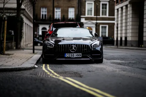 والپیپر ابرخودرو با کیفیت 4K · cars · 3840×2560