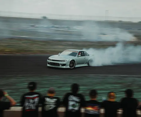 超级跑车 4K壁纸 · cars · 3840×3198