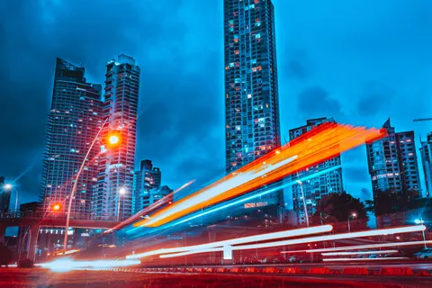 Hình nền Xe trong đêm 4K · cars · 3840×2560