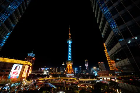 Shanghai Night 4K Wallpaper · city · 3840×2560
