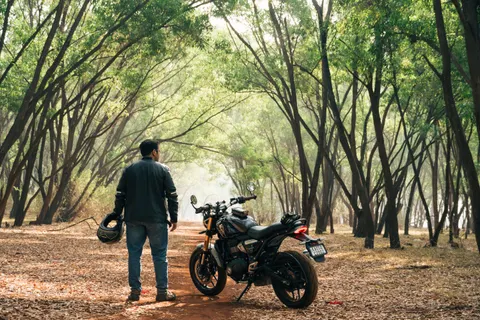 Motorrad 4K Hintergrundbild · cars · 3840×2560