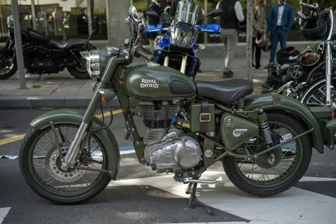 Fond d'écran Moto 4K · cars · 3840×2560