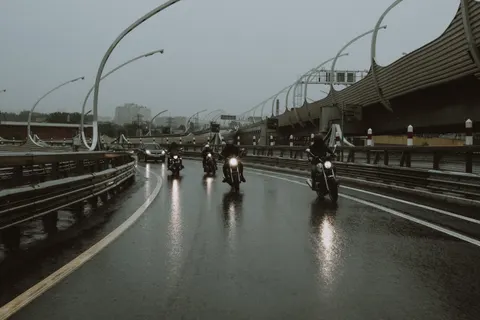 摩托車 4K桌布 · cars · 3840×2560