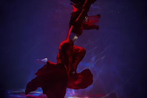 Hình nền Biển xanh thẳm 4K · underwater · 3840×2560