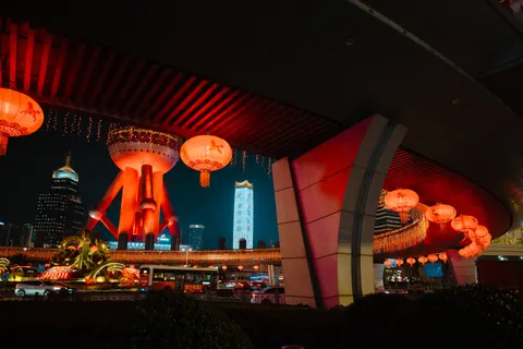 Wallpaper Malam Shanghai 4K · city · 3840×2560