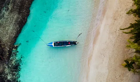 والپیپر بهشت استوایی با کیفیت 4K · tropical · 3840×2260