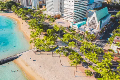 Tropical Island 4K Wallpaper · tropical · 3840×2558