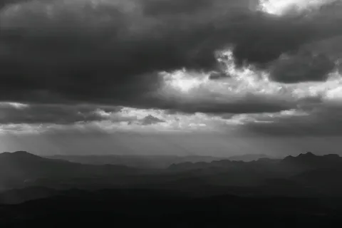 Donkere storm 4K-achtergrond · dark · 3840×2563
