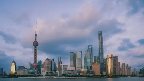 Shanghai bei Nacht 4K Hintergrundbild · city · 3840×2160