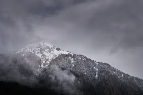 Dark Mountains 4K Wallpaper · dark · 3840×2560