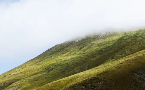 Dark Mountains 4K Wallpaper · dark · 3840×2400