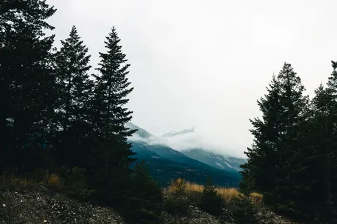 Hình nền Núi u tối 4K · dark · 3840×2561