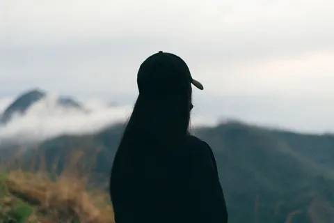 Hình nền Núi u tối 4K · dark · 3840×2560