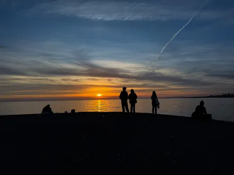 Sunset Horizon 4K Wallpaper · sunset · 3840×2880