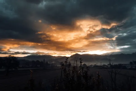 Sunset Mountains 4K Wallpaper · sunset · 3840×2560